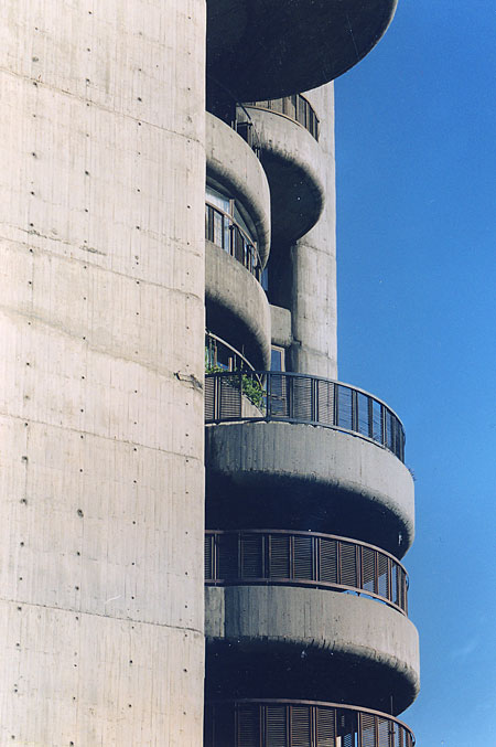 Torres Blancas